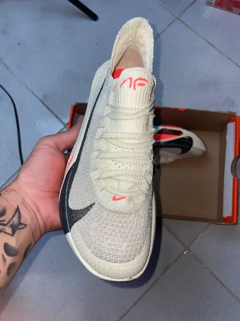 Used Nike Air Zoom Alphafly 3 bike — image 2 of 8