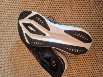 Käytetty Asics sportschoenen bike — kuva 2 / 3
