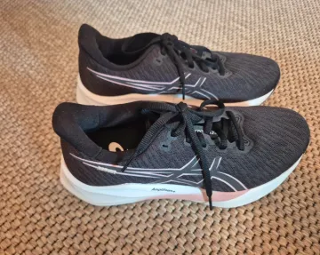 Käytetty Asics sportschoenen bike — kuva 1 / 3