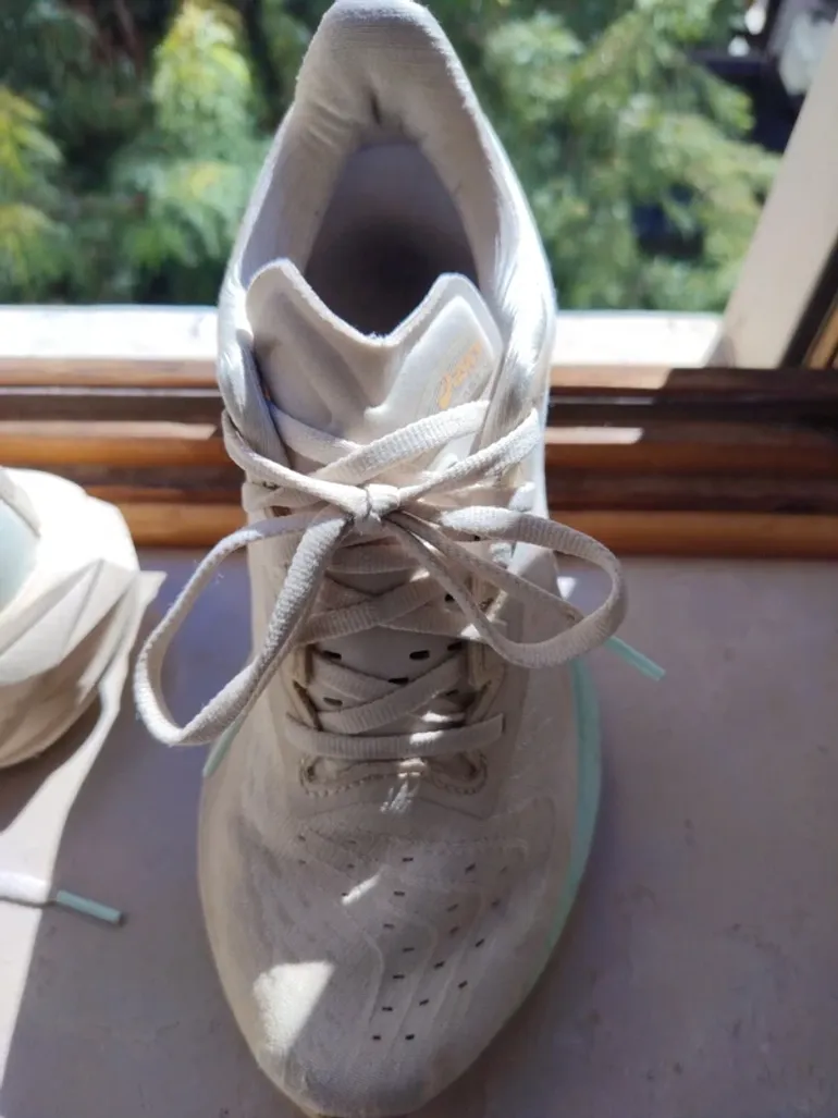 Used Asics Novablast bike — image 3 of 5