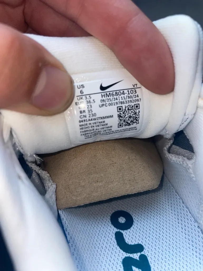 Used Nike Vomero 18 bike — image 7 of 8
