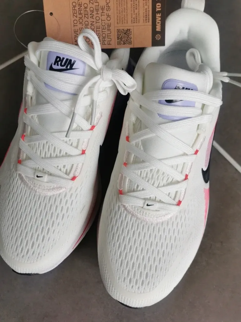 Used Nike Vomero 18 bike — image 4 of 9