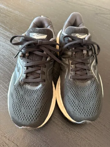 Used Saucony Triumph 20 bike — image 1 of 9