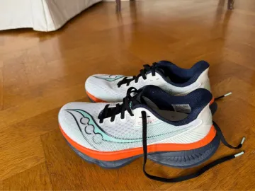 Saucony Endorphin Azura bike usato — immagine 1 di 5