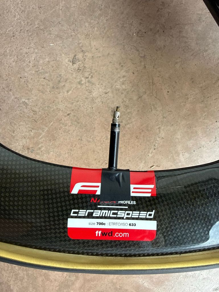 Used Ffwd Carbon Front Wheel bike — image 6 of 6