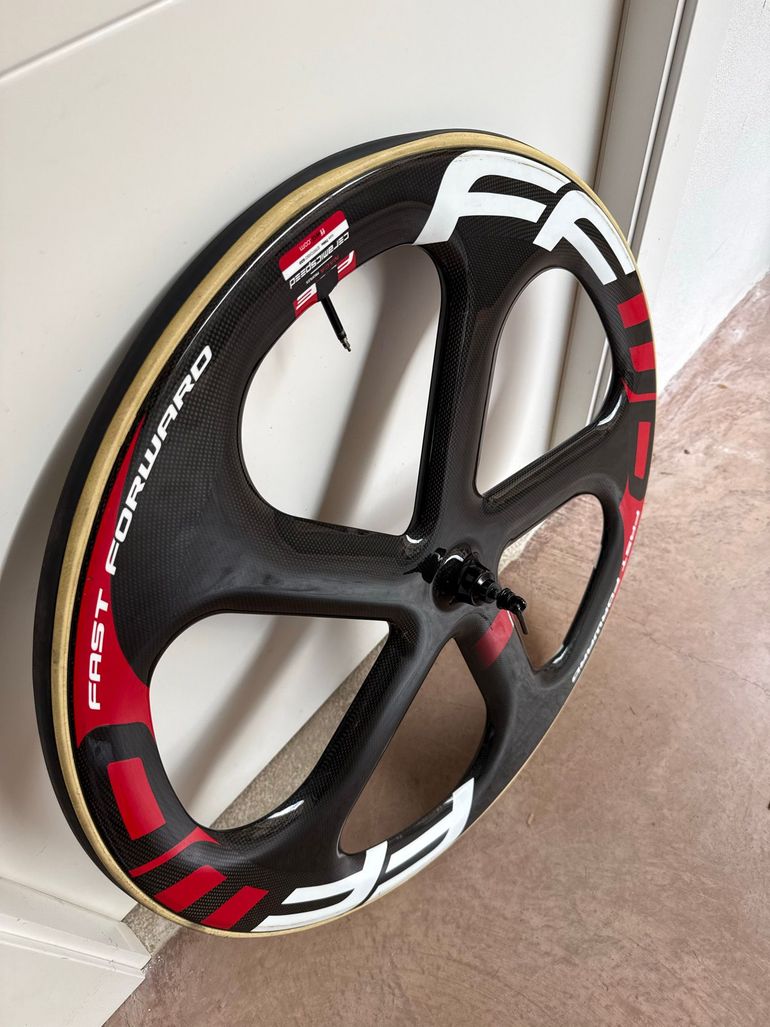 Used Ffwd Carbon Front Wheel bike — image 3 of 6