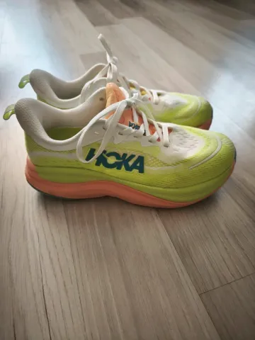 Used Hoka Skyflow bike — image 2 of 6