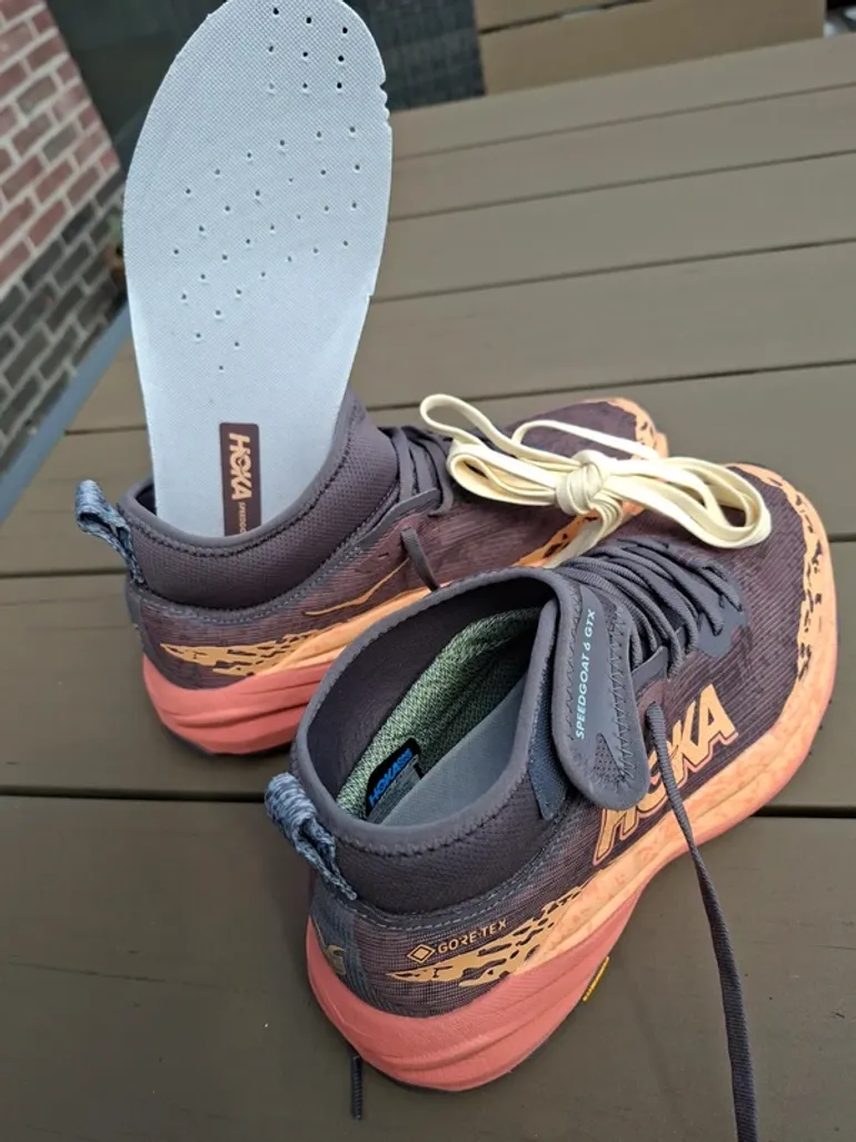 Tweedehands Hoka Speedgoat 6 GTX bike — afbeelding 7 van 8