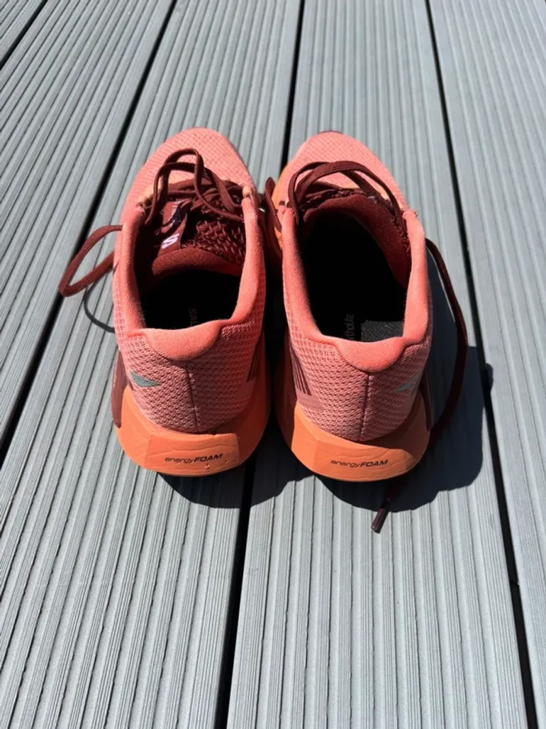 Used Salomon Trailrunning Shoes bike — image 3 of 5
