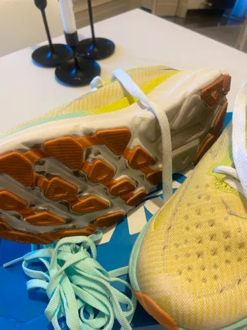 Used Hoka Clifton 9 bike — image 4 of 6