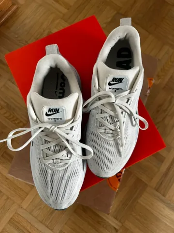 Käytetty Nike Vomero 18 bike — kuva 3 / 5