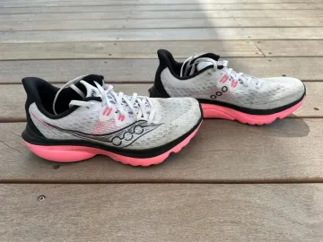 Saucony Kindara 16 bike usato — immagine 4 di 4