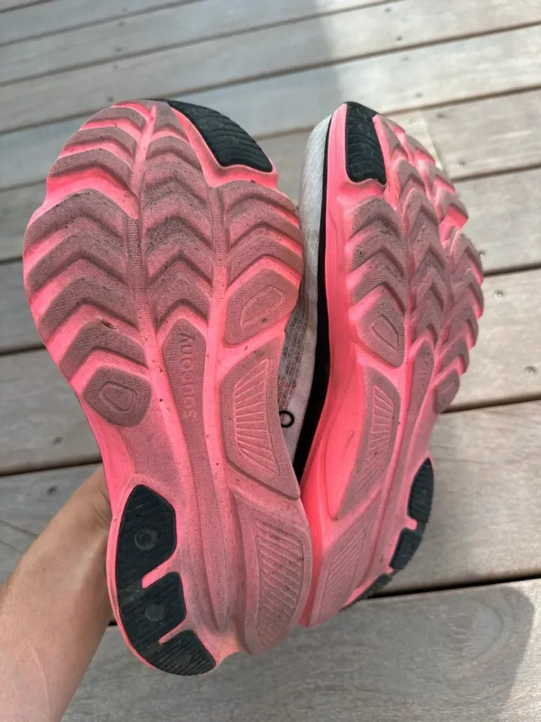Saucony Kindara 16 bike usato — immagine 3 di 4