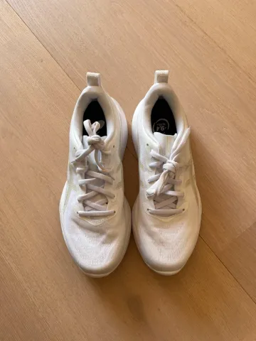 Used Asics Gel-Cumulus 27 bike — image 6 of 7