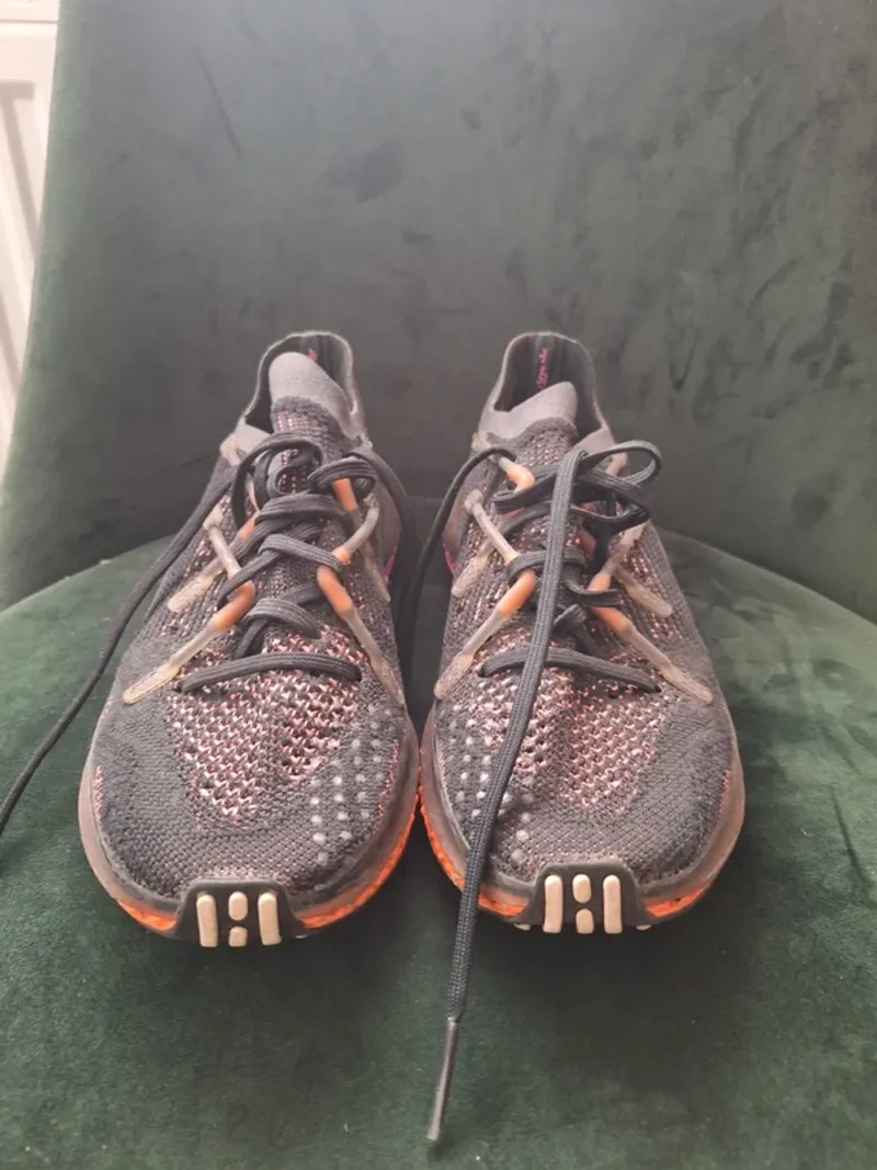 Orange 4D Fusio Running Shoes de segunda mano