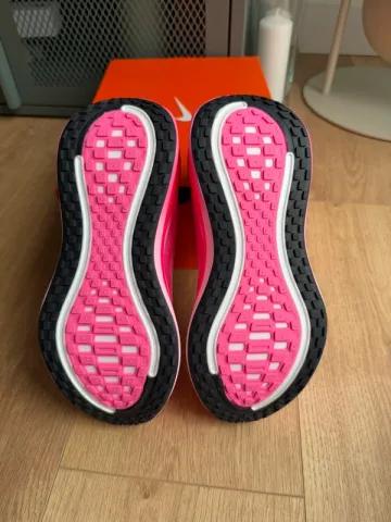 Used Nike Vomero Plus bike — image 2 of 7