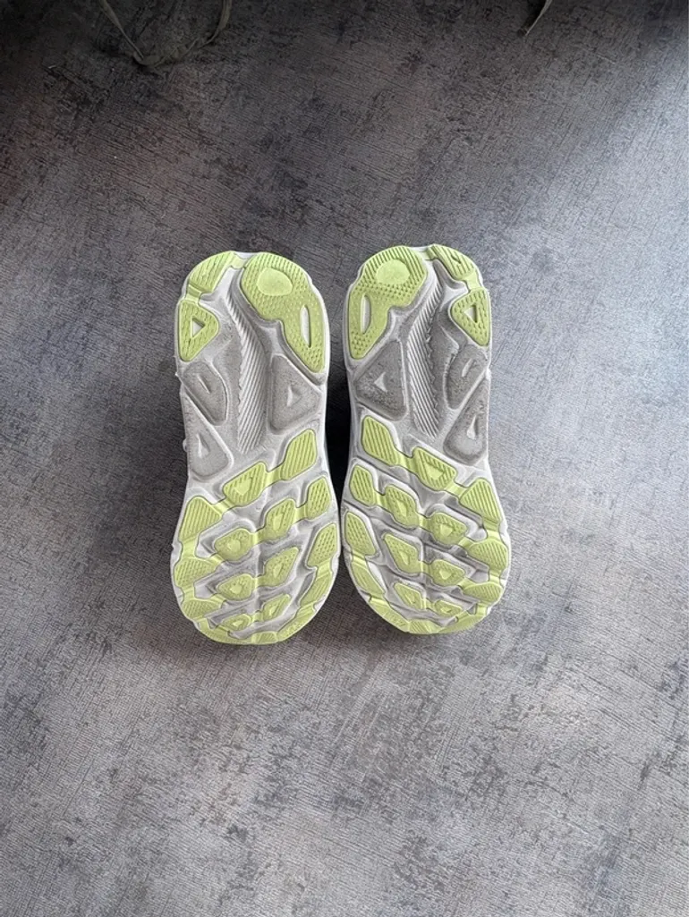 Hoka Clifton 9 bike d'occasion — image 5 sur 6
