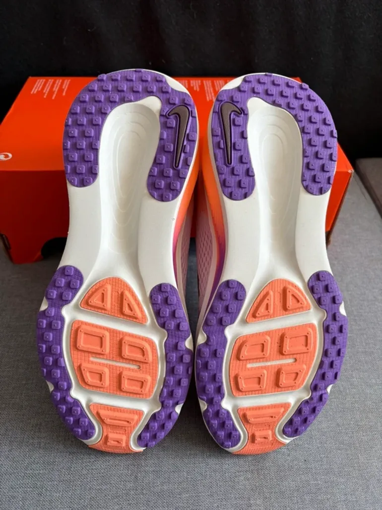 Used Nike Vomero 18 bike — image 3 of 7