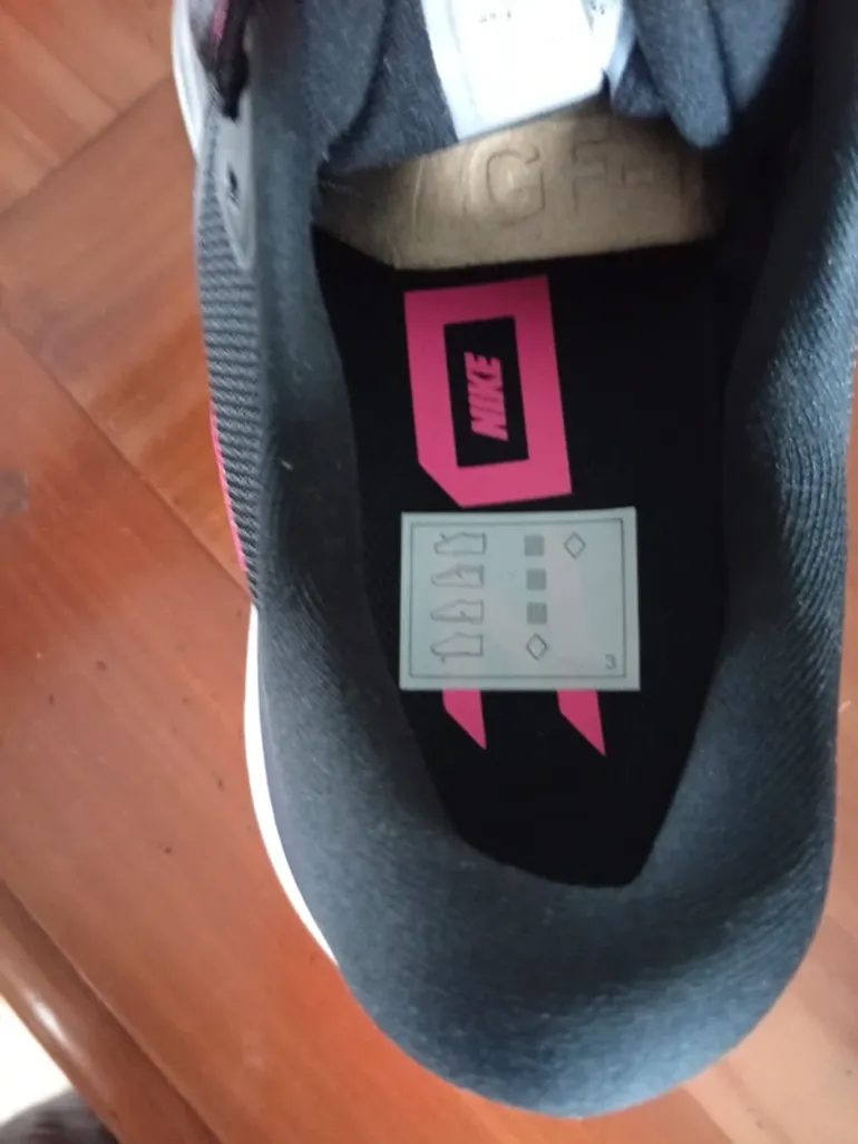 Tweedehands Nike Vomero 16 bike — afbeelding 5 van 7