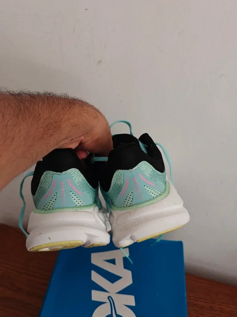 Used Hoka Bondi 9 bike — image 7 of 13