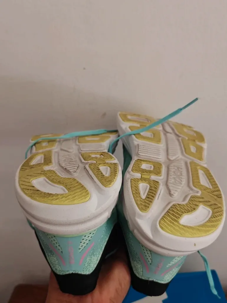 Used Hoka Bondi 9 bike — image 10 of 13