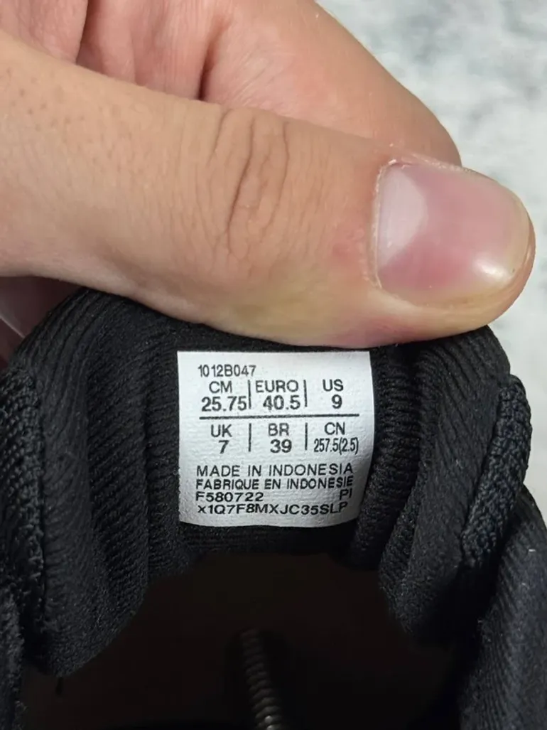 Tweedehands White Gel-Kayano 28 bike — afbeelding 9 van 9