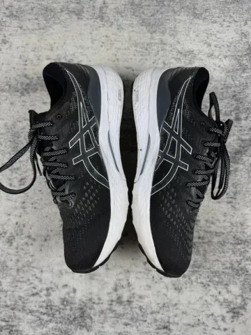 Tweedehands White Gel-Kayano 28 bike — afbeelding 5 van 9