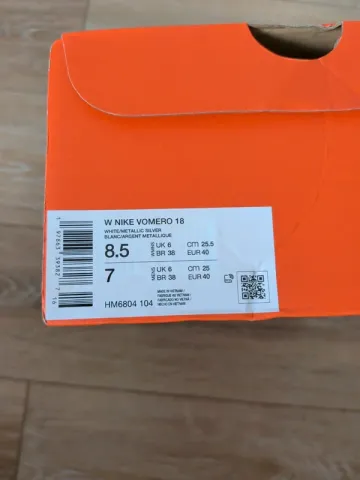 Tweedehands Nike Vomero 18 bike — afbeelding 5 van 5