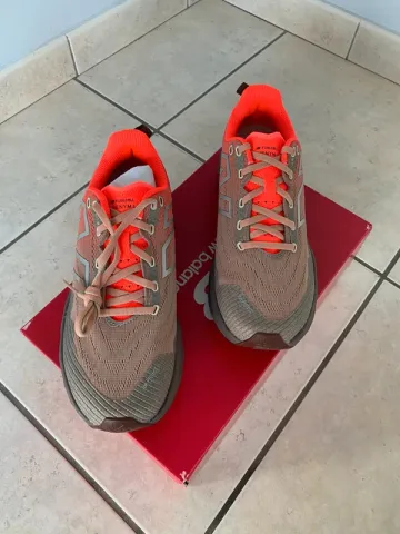 Used New Balance FuelCell Venym bike — image 7 of 7