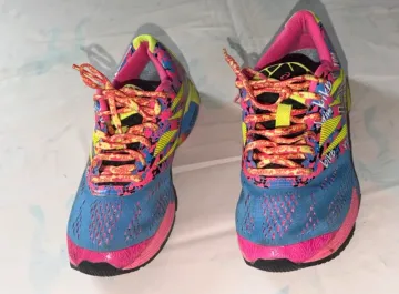 Używany Asics Gel Noosa Tri 10 bike — zdjęcie 3 z 6
