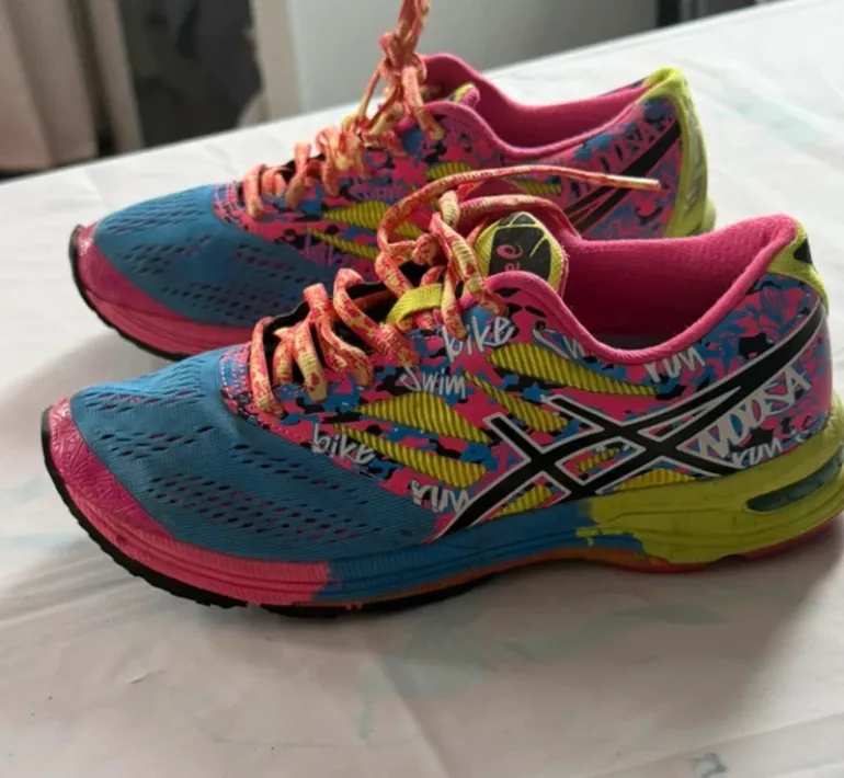 Używany Asics Gel Noosa Tri 10 bike — zdjęcie 2 z 6