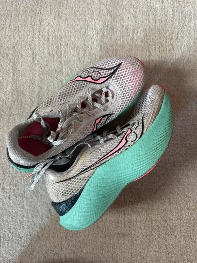 Used Saucony Endorphin Pro 3 Running Shoes