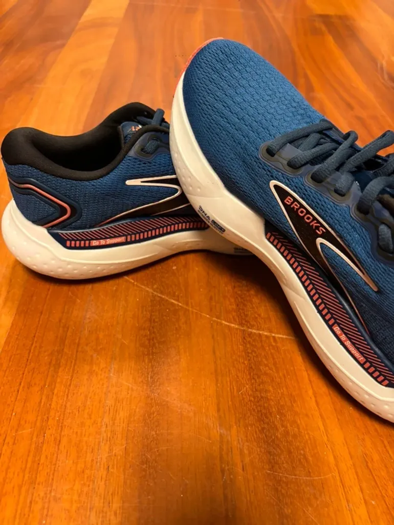 Used Brooks Glycerin GTS 21 bike — image 2 of 6