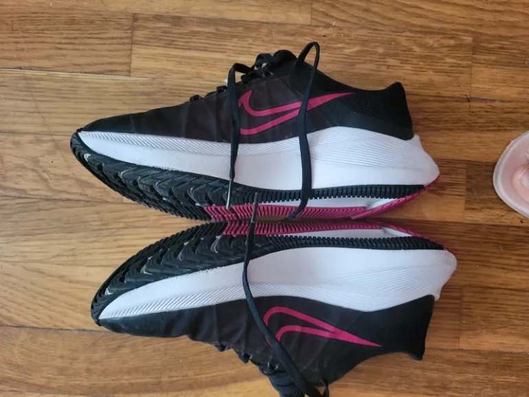 Used Nike Zoom Winflo 38 bike — image 5 of 6