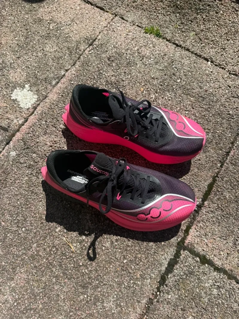 Used Saucony Endorphin Pro 5 Running Shoes