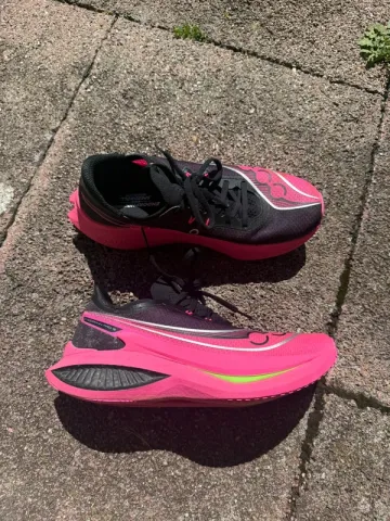 Used Saucony Endorphin Pro 5 bike — image 2 of 4