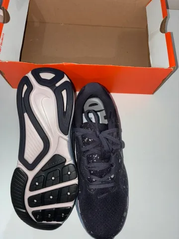 Nike Structure 26 SE bike usato — immagine 4 di 7
