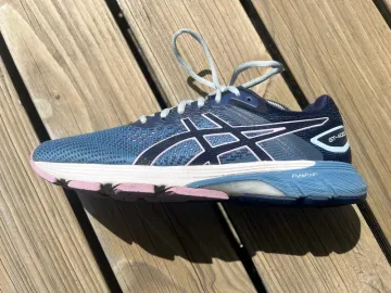 Asics GT-4000 2 bike d'occasion — image 2 sur 6