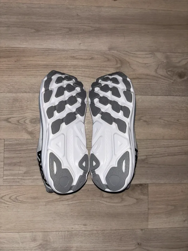 Käytetty Hoka Clifton 9 bike — kuva 3 / 3