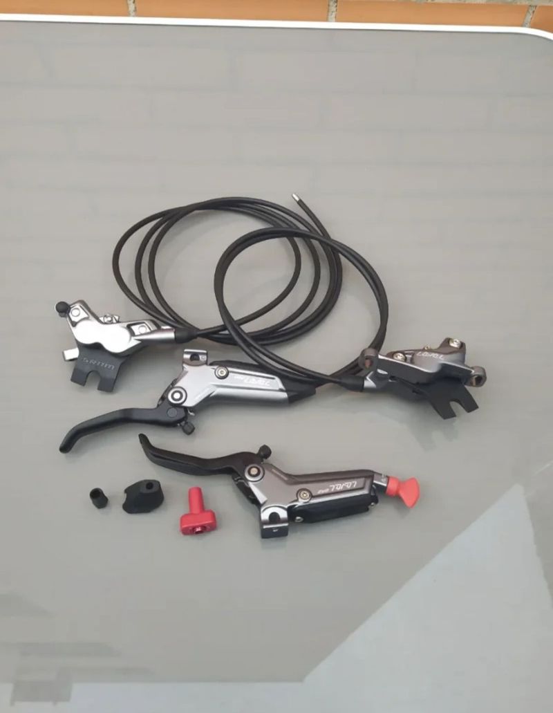 Używany Sram 4 pistones LEVEL BRONZE Stealth Brakes