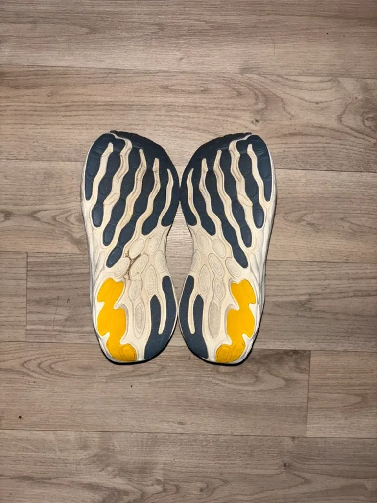 Used New Balance 1080v13 bike — image 3 of 3