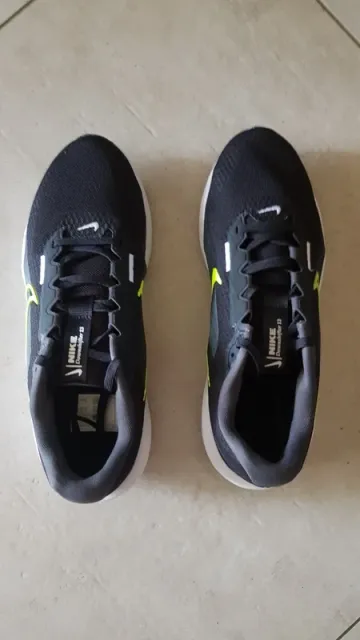 Used Nike Sport Shoes bike — image 3 of 5