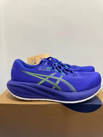 Used Asics Gel Cumulus 28 bike — image 1 of 5