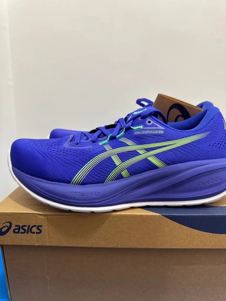 Used Asics Gel Cumulus 28 bike — image 3 of 5