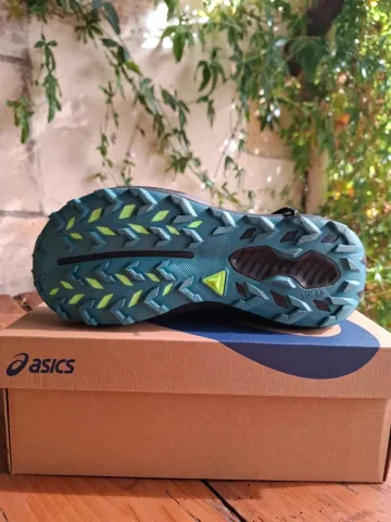 Used Asics Trabuco 14 GTX bike — image 4 of 7