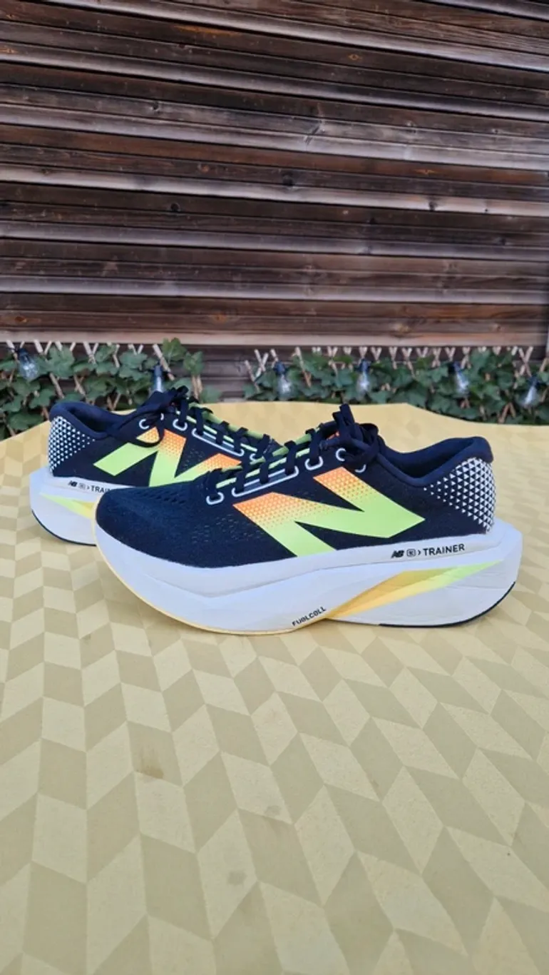 New Balance SuperComp Trainer bike de segunda mano — imagen 1 de 5