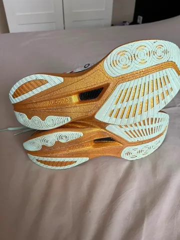 Used Saucony Endorphin Speed 5 bike — image 2 of 4