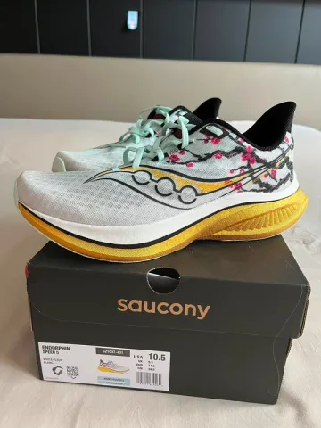 Used Saucony Endorphin Speed 5 bike — image 3 of 4