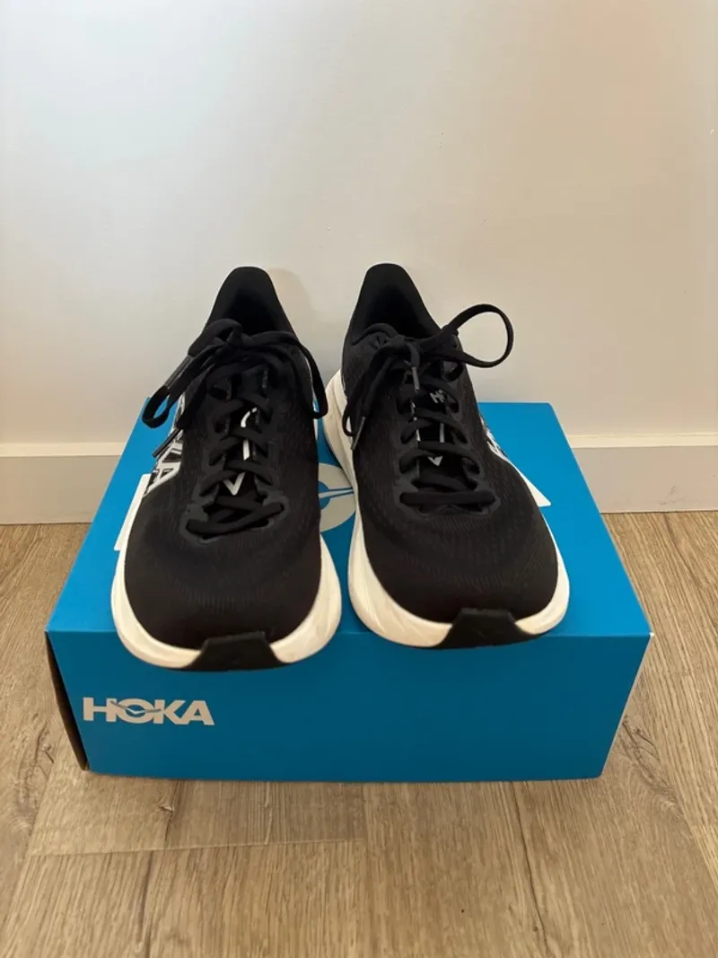 Used Hoka Mach 7 Running Shoes
