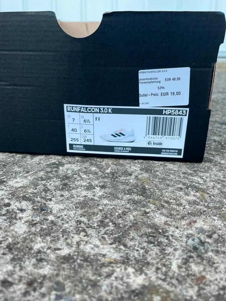 Used Adidas Running Shoes bike — image 6 of 7